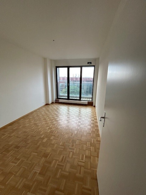 BOUCHET 8 - Grand 1 pièces au 7ème étage 5