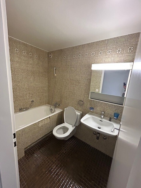 BOUCHET 8 - Grand 1 pièces au 7ème étage 6