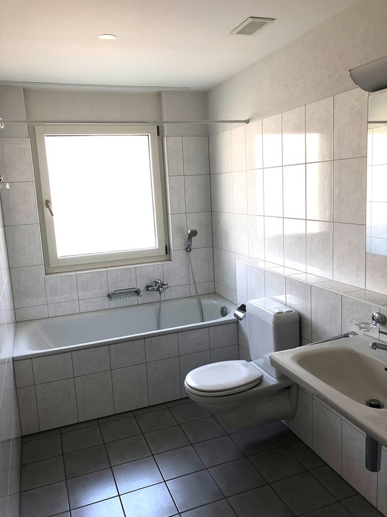 Geniessen Sie die Sonne auf Ihrer grossen Terrasse! 2