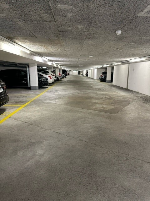 Einstellplätze in Sammelgarage nähe Bahnhof Dietikon 5