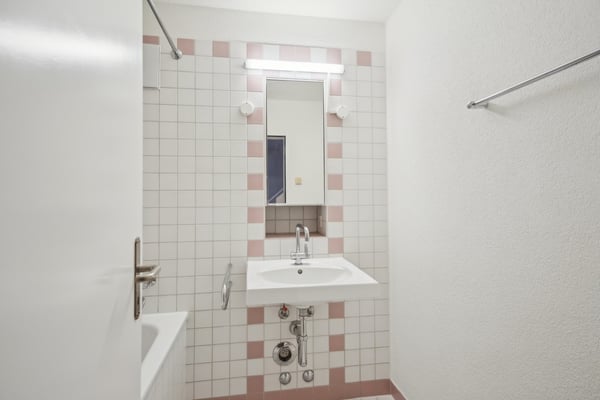 Tolle Wohnung - Zentral gelegen - Dusche und Bad! 5
