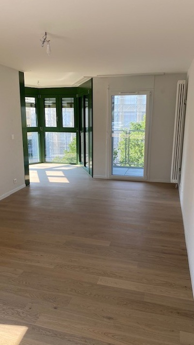 Bel appartement de 2 pièces dans un immeuble entièrement rénové 4