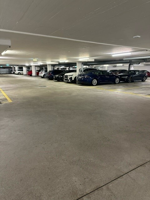 EInstellplatz in Tiefgarage - nähe Bushatlestelle Heimstrasse 3