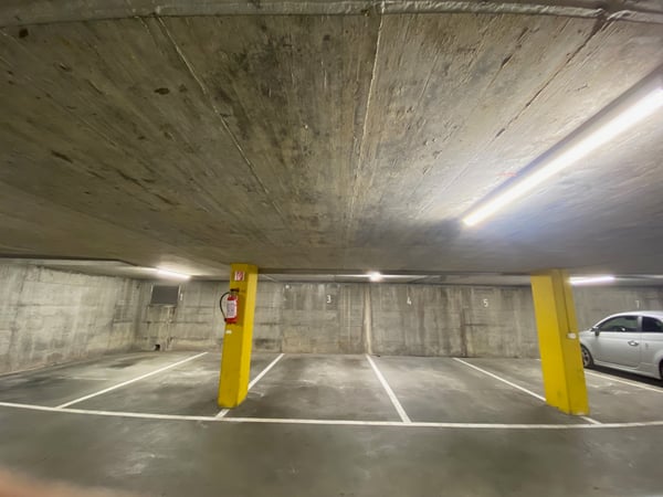 Einstellplätze in Stadtnähe! 3