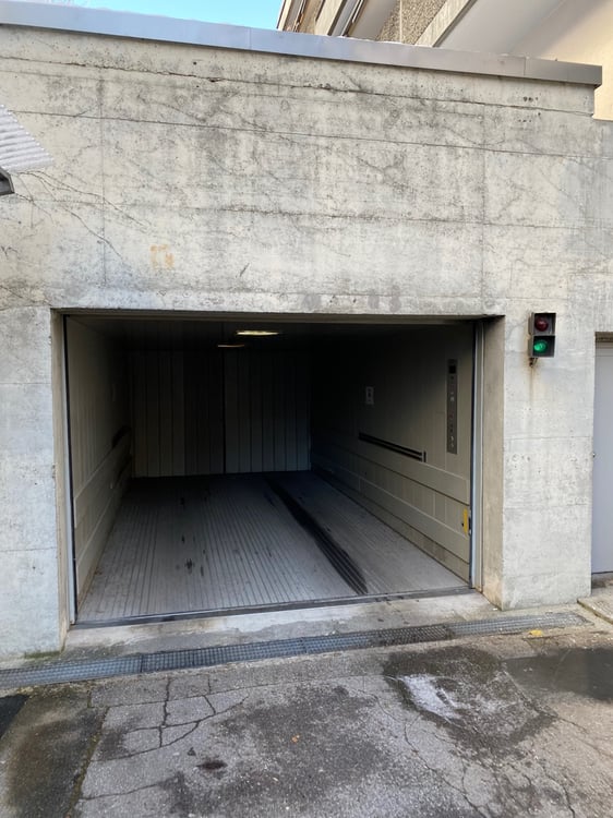 Einstellplätze in Stadtnähe! 2