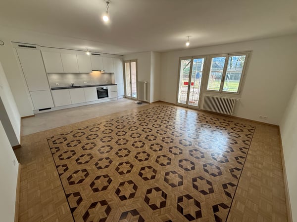 Appartement entièrement rénové de 4 pièces No 01 au rez-de-chaussée