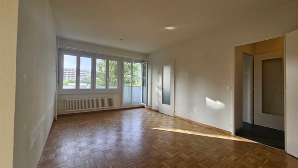 Appartement de 3 pièces au 4ème étage à Onex 5