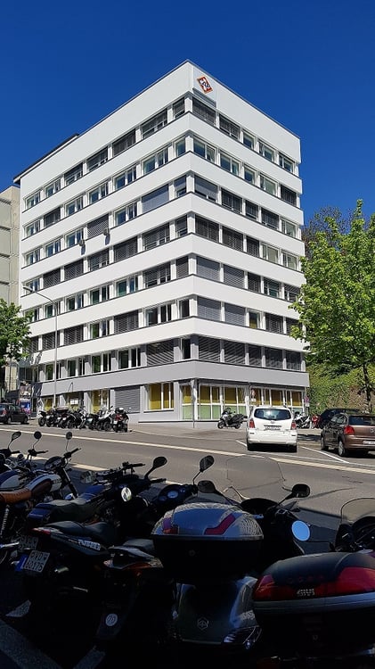 Place de parc extérieure