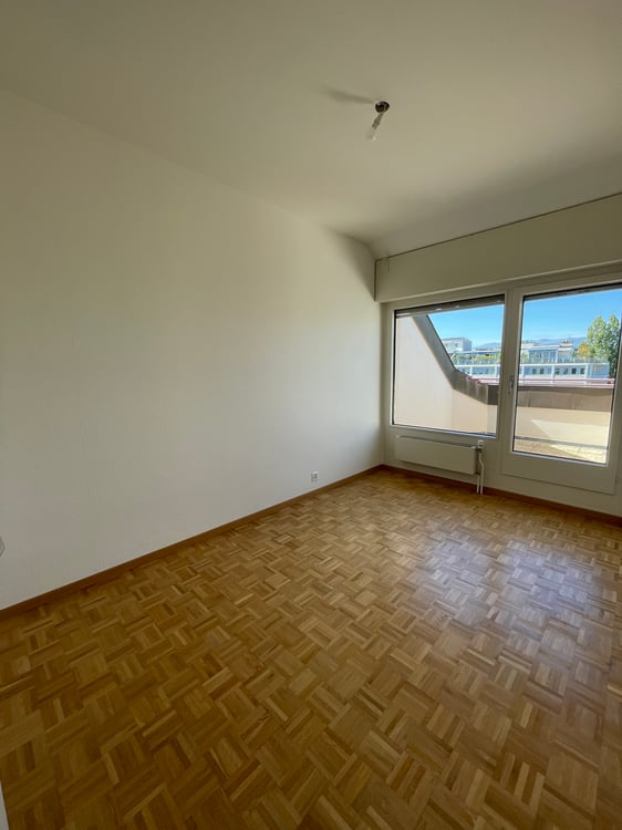 À louer à Champel - Appartement traversant de 4 pièces en attique 6