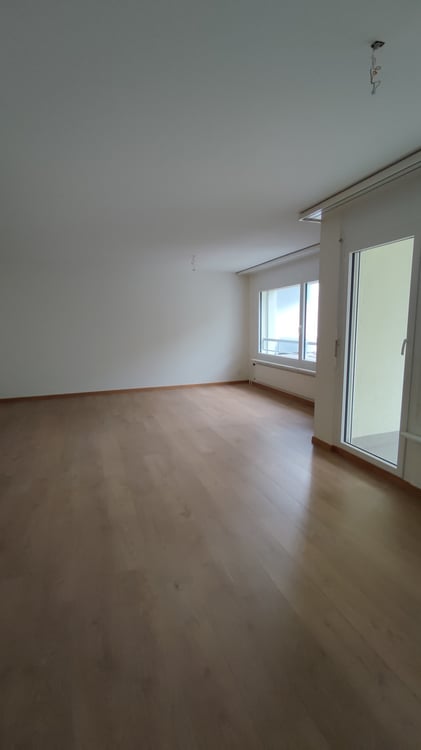 Grosszügige 2.5-Zimmerwohnung mit Blick ins Grüne 3
