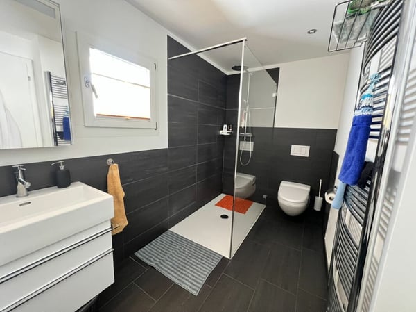 Lichtdurchflutete 1.5 (5.5)-Zimmer-Wohnung an bevorzugter Lage im Tittwiesenpark 7