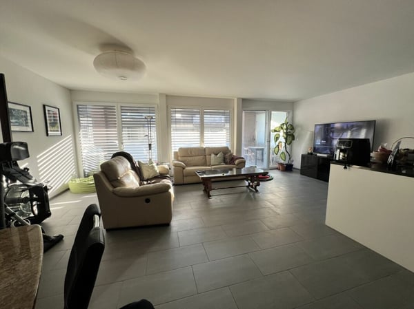 Moderne 1.5-Zimmerwohnung im aufstrebenden Quartier Chur West - Komfort, Stil und ideale Lage 2