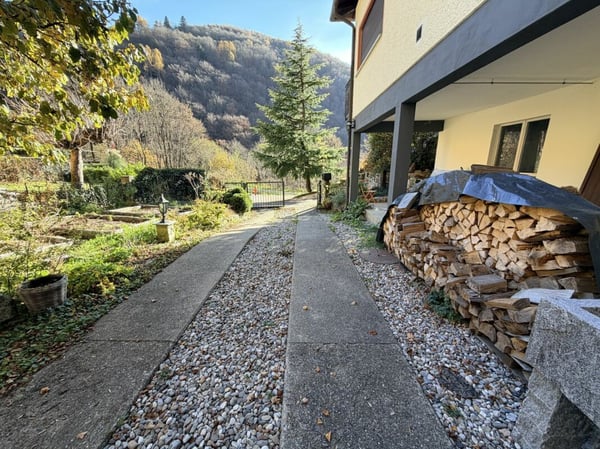 Casa unifamiliare accogliente in posizione idilliaca - con ampio terreno e vicino al bosco 10