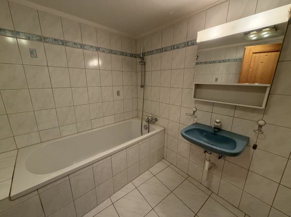 Einfamilienhaus in Chur, Meiersboden mit Entwicklungspotenzial 13