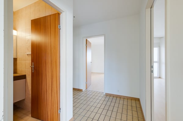 Liegenschaft in Gehdistanz zur Universität und Stadt 8