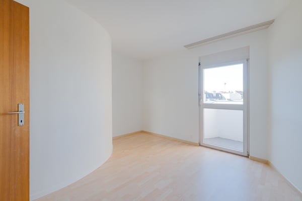 Liegenschaft in Gehdistanz zur Universität und Stadt 9