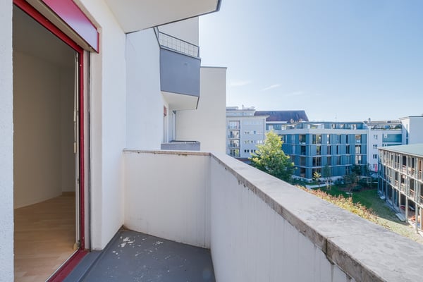 Liegenschaft in Gehdistanz zur Universität und Stadt 11