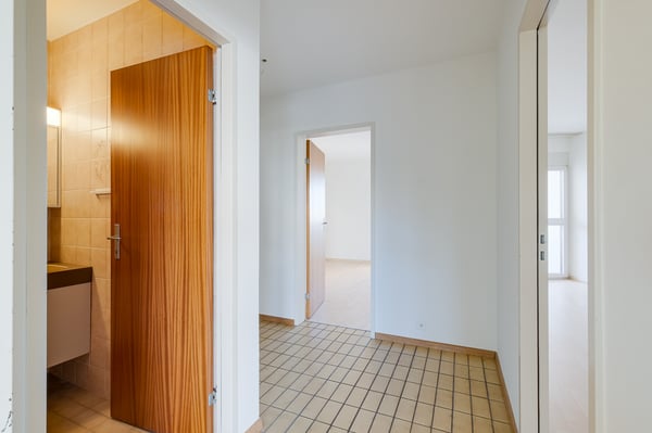 Liegenschaft in Gehdistanz zur Universität und Stadt 8