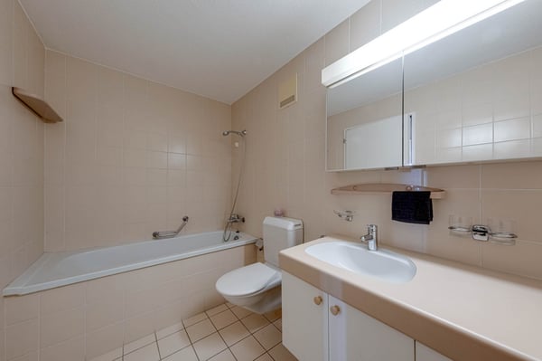 Helle 2.5-Zimmer Wohnung an ruhiger Lage. 9