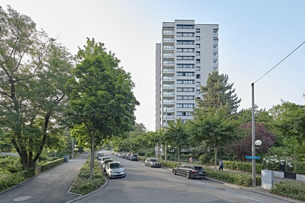 Sichern Sie sich Ihren Parkplatz an der Karl Jaspers-Allee! 2