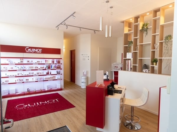 Local commercial avec cachet en plein centre-ville de Fribourg 4