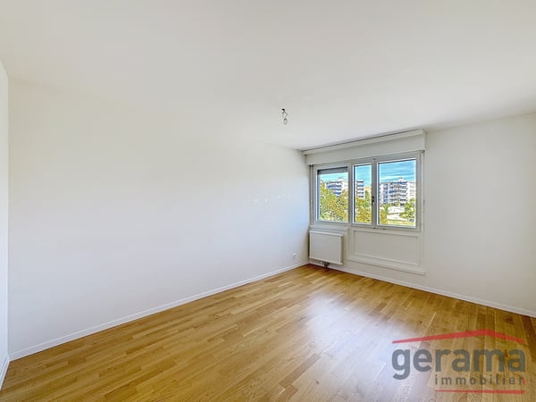 Bel appartement 3.5 pièces au 6ème à Fribourg 6