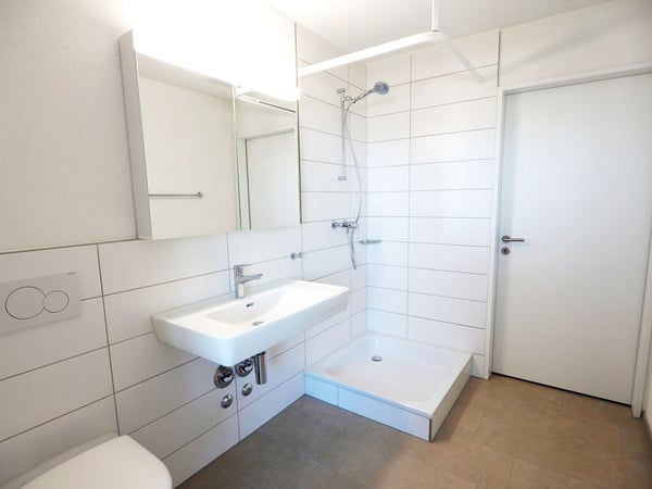 schöne 2.5 Zimmer-Wohnung mit Loggia 4