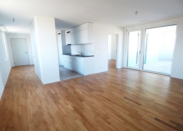 schöne 2.5 Zimmer-Wohnung mit Loggia 5