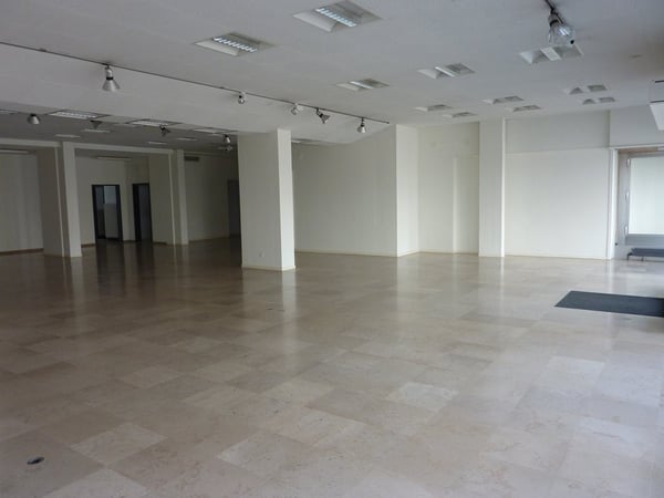 Zentral gelegene Ladenfläche mit Lagerraum Nähe Brausebad 3