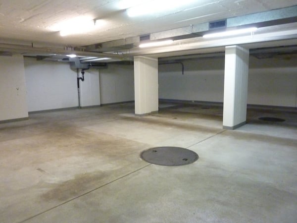 Zentral gelegene Ladenfläche mit Lagerraum Nähe Brausebad 8