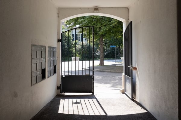 Sanierte 2.5-Zimmerwohnung beim Spalentor 2