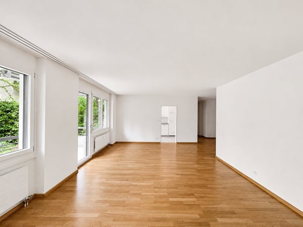 Grosszügige 2.5-Zimmerwohnung in luxuriöser Liegenschaft 10