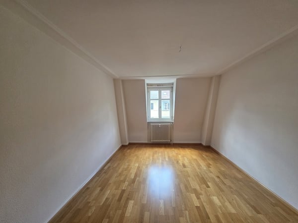 Charmante 3.5 Zimmerwohnung im 4.OG 6