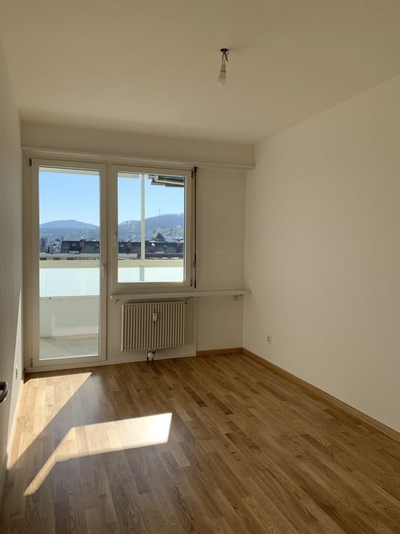 zentrale Wohnung mit Aussicht 4