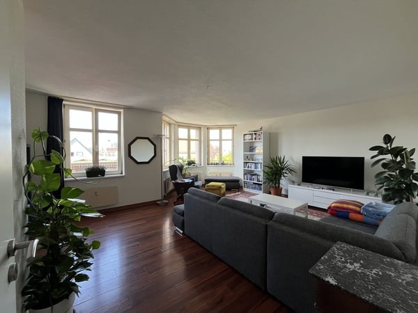 Charmante 5-Zimmer-Maisonettewohnung im beliebten Klingeli-Quartier 5