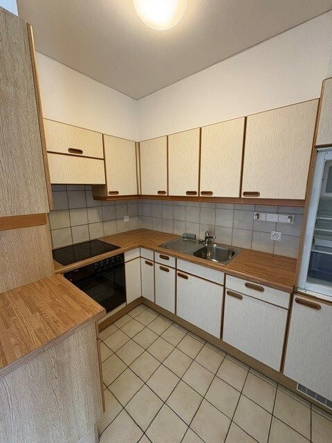 Gemütliche 2-Zimmerwohnung an zentraler Lage in Basel 2