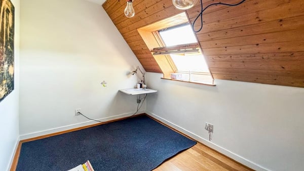 6.5-Zimmer-Maisonettewohnung mit Cheminée und zwei Balkonen in Riehen 8