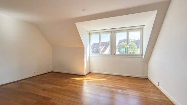 Ruhig im Grünen, zentral in Riehen: 192 m2 Maisonette mit Weitblick 5