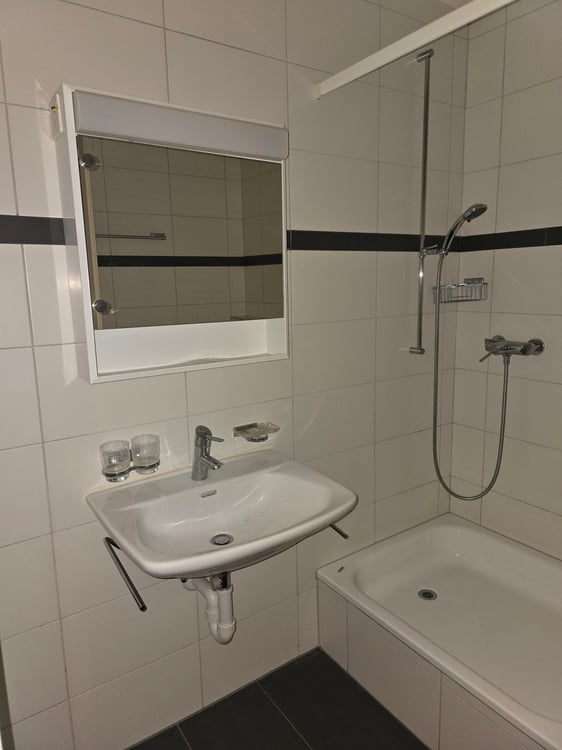 Attraktive 1- Zimmerwohnung an gepflegter Liegenschaft 3