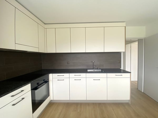 Modern - Grosszügig - in grüner Umgebung 1