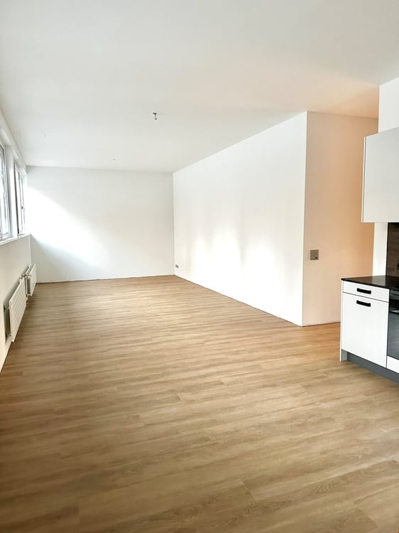 Schönes neues ausgebautes Wohn-/Gewerbeatelier 2