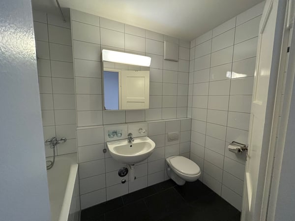 Renovierte Wohnung nähe Messegelände und Bad. Bahnhof 6