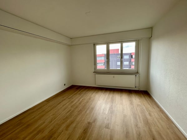 Hochwertig sanierte Wohnung mit Balkon beim Wiesenplatz 5