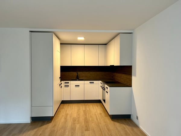 Hochwertig sanierte Wohnung mit Balkon beim Wiesenplatz 2