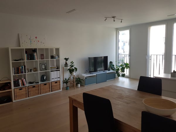 Geräumige 2.5-Zimmerwohnung in Oerlikon! 2