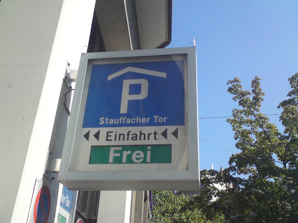 Einstellplatz im Parkhaus Stauffachertor zu vermieten 1