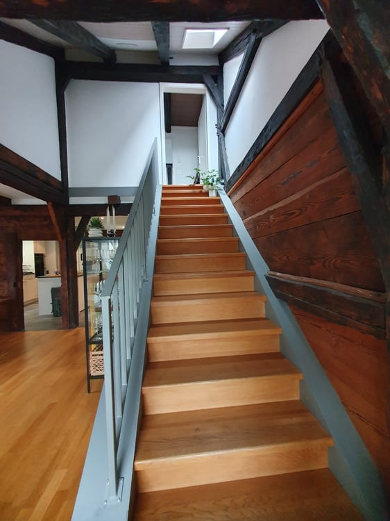Charmante Maisonette-Wohnung in Wil 9