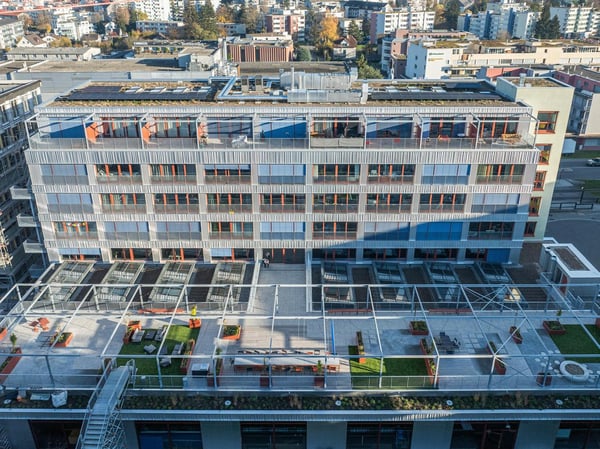 Moderne, voll ausgebaute Büro- / Gewerbefläche an Top-Lage 11