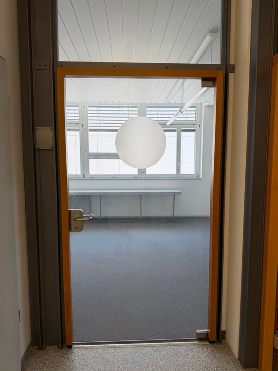 Vielseitiger Gewerberaum – Ideal als Büro oder Lager 7
