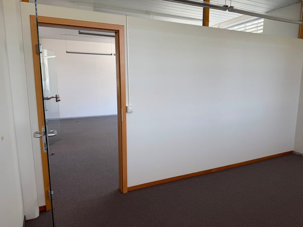 Vielseitiger Gewerberaum – Ideal als Büro oder Lager 5